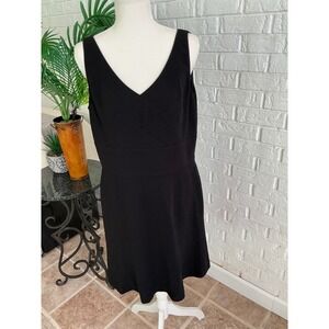 Ann Taylor Sheath Dress Women 12 Black Excellent V-Neck Sleeveless Cocktail LBD